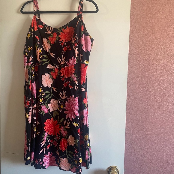 Old Navy Hawaiian Print Floral Dress - Picture 1 of 7